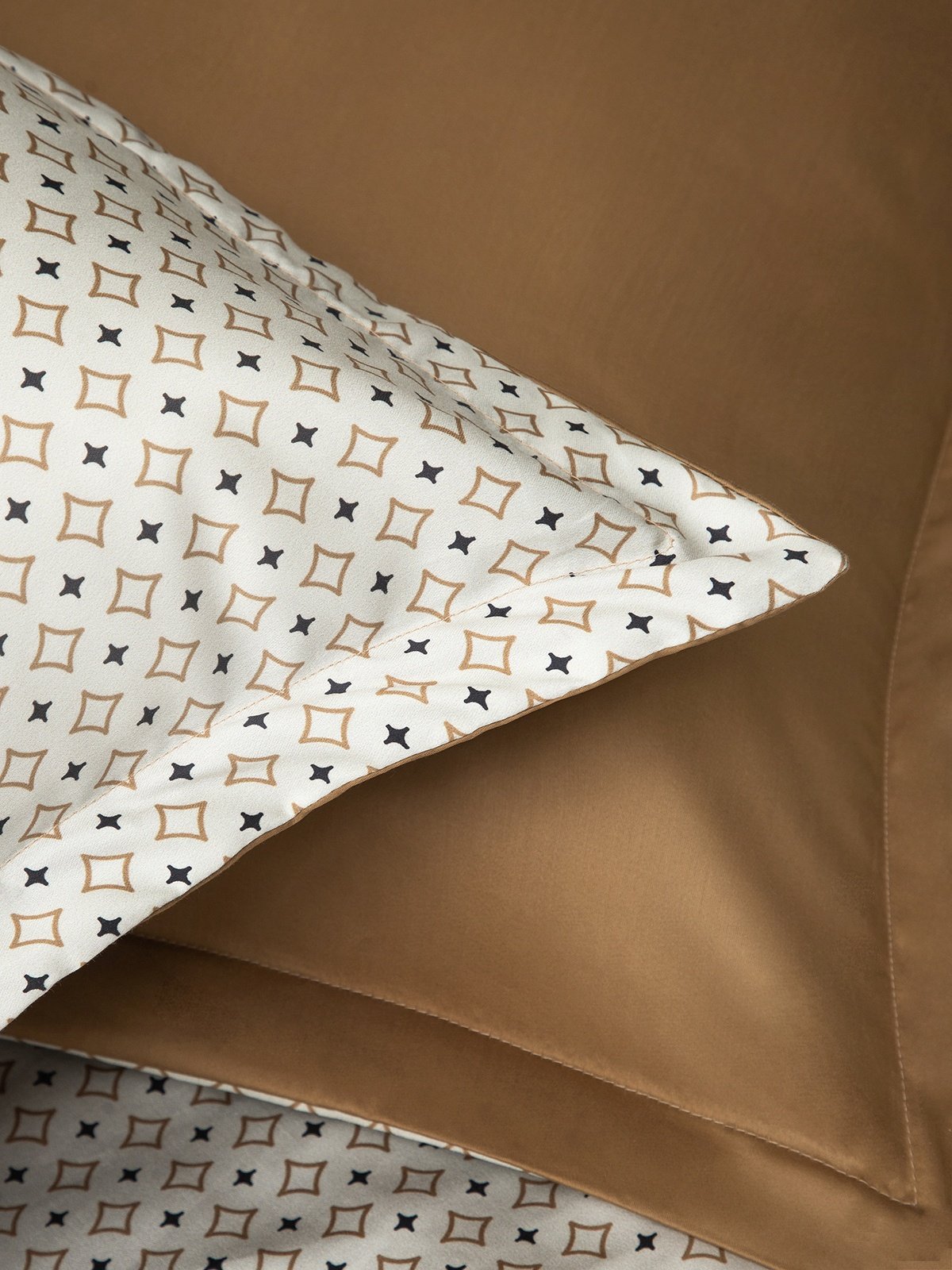 Satin bedding set made of 400 thread count cotton and tencel fiber, 160x200 cm