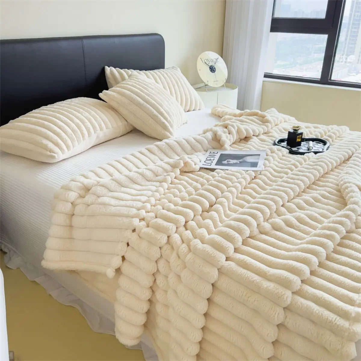 Couverture multifonctionnelle à rayures larges épaissie de couleur unie, peut être utilisée comme couverture de lit, couverture pour la sieste, couverture pour animaux