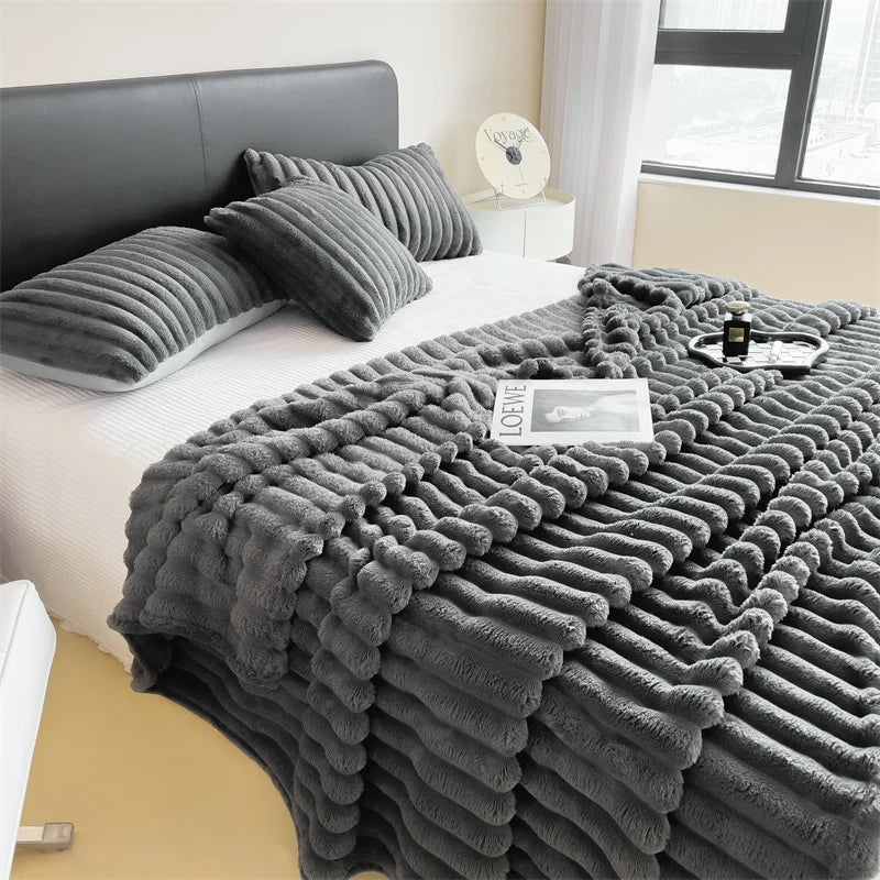 Couverture multifonctionnelle à rayures larges épaissie de couleur unie, peut être utilisée comme couverture de lit, couverture pour la sieste, couverture pour animaux