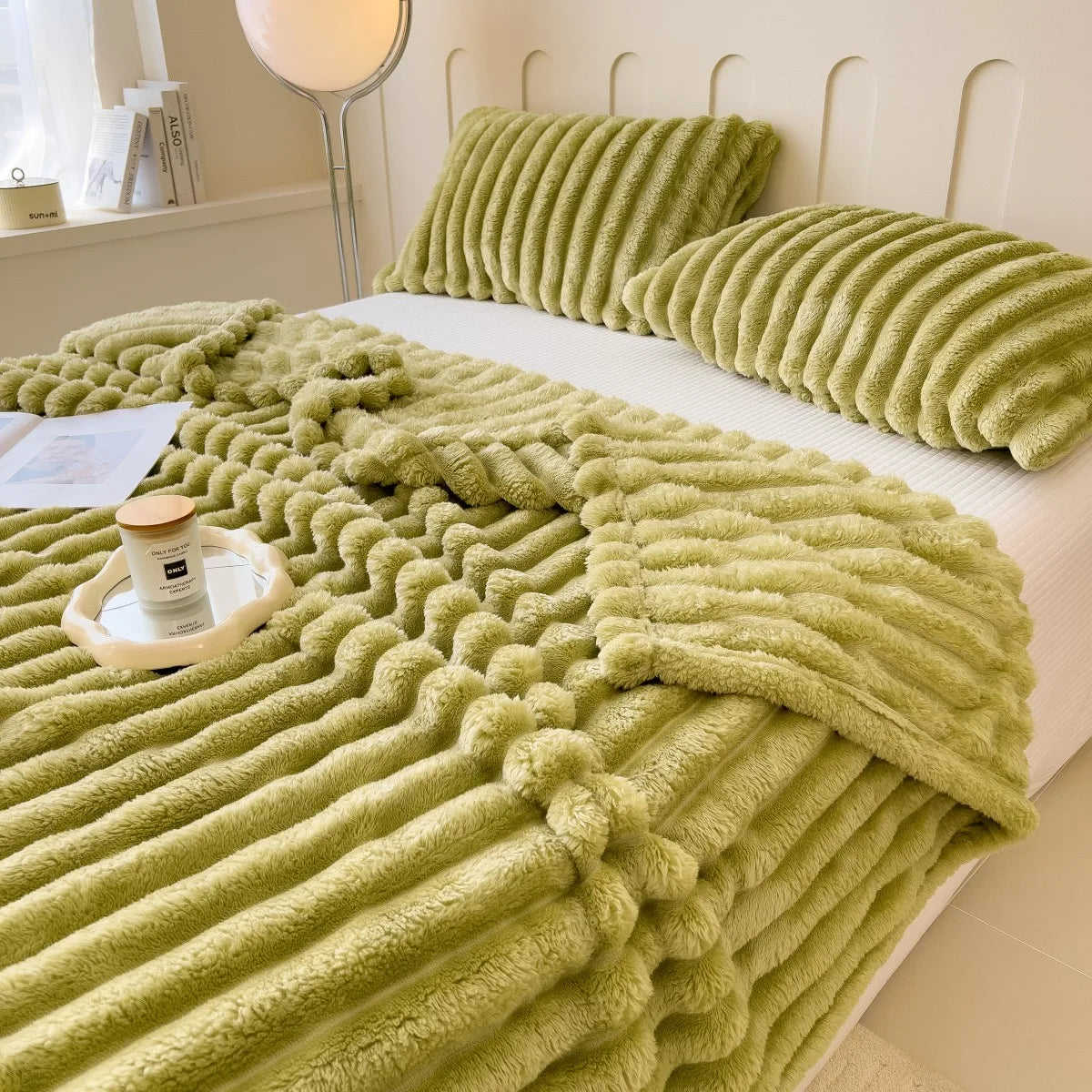 Couverture multifonctionnelle à rayures larges épaissie de couleur unie, peut être utilisée comme couverture de lit, couverture pour la sieste, couverture pour animaux